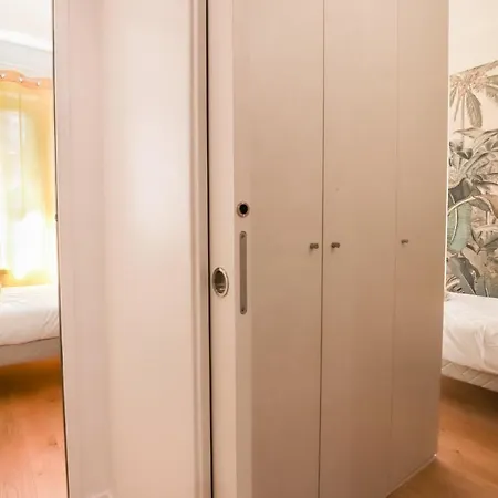 Leonardo Lovely Flat 2 With Ac *