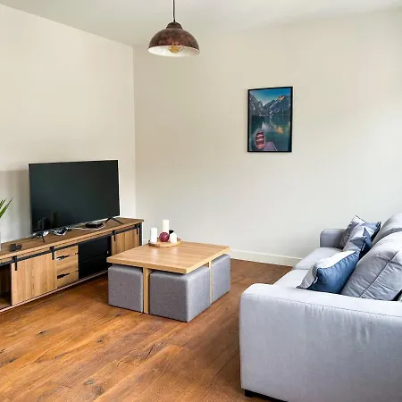 Leonardo Lovely Flat 2 With Ac Apartmán
